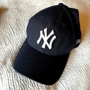 New Era Yankees baseball cap- fitted, medium/large